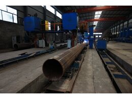 直縫鋼管制管工序之四：外焊