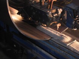 直縫鋼管制管工序之五：內(nèi)焊